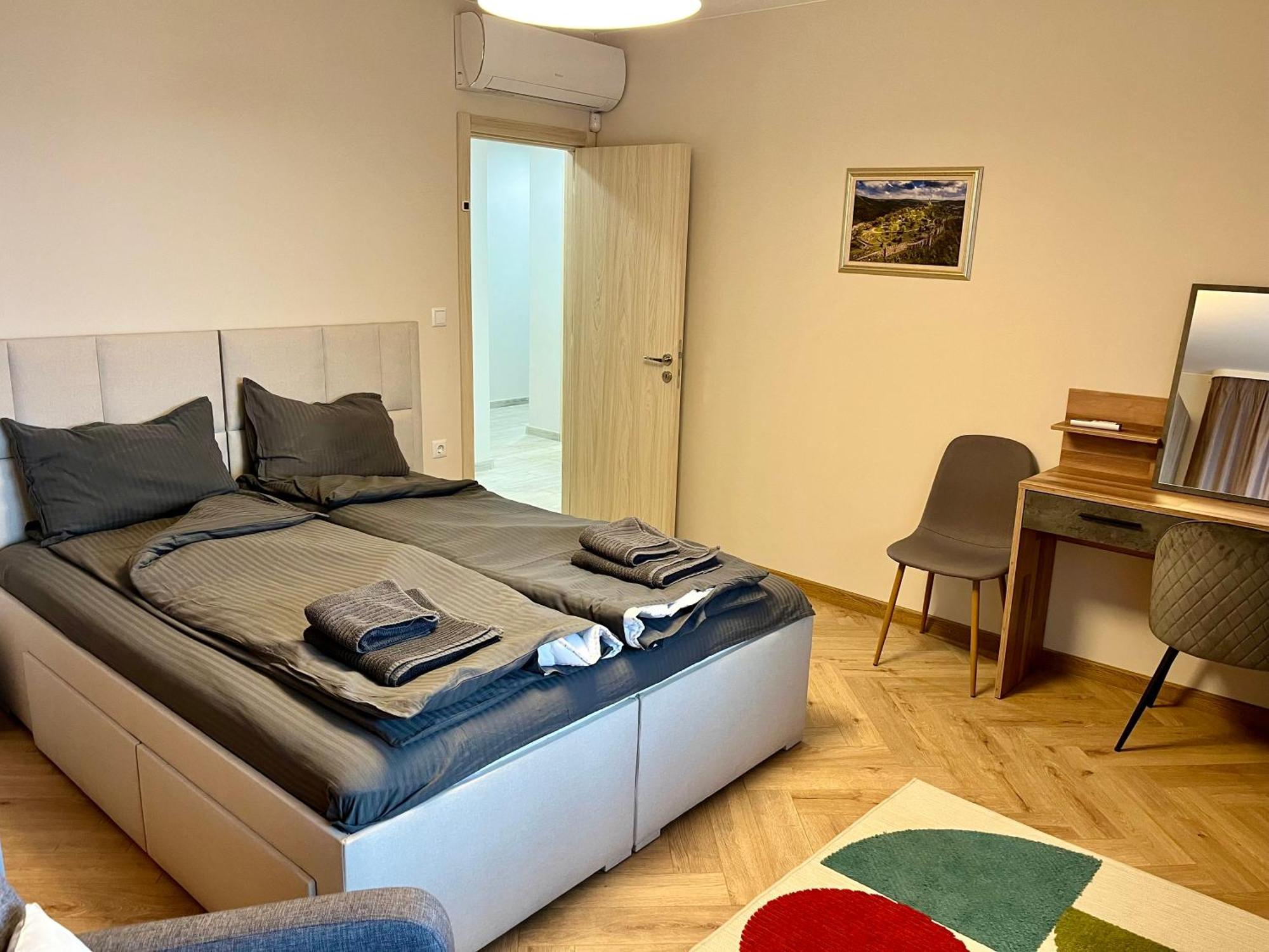 Parkview Luxury In City Center 8 Veliko Tarnovo Extérieur photo